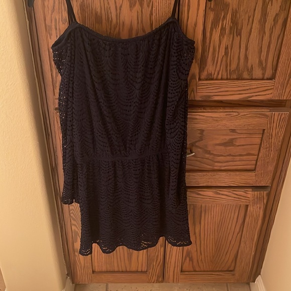 Lilly Pulitzer Lana Skort Romper Size S True Navy Scalloped Shell Lace EUC - Picture 9 of 13